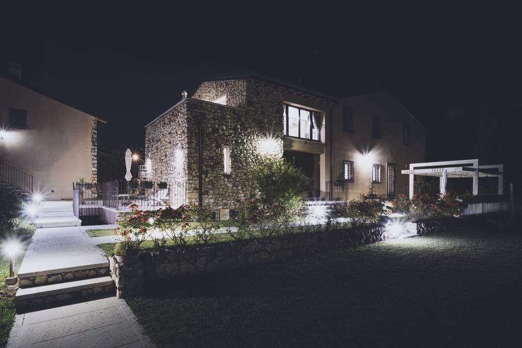 Corte Dei Soavi Suites - Apartments Soave  Ngoại thất bức ảnh